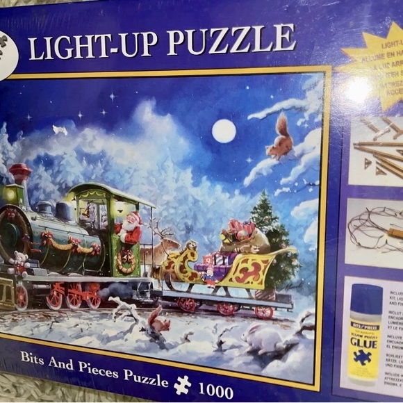 Bits & Pieces 1000 Piece Puzzle NEW Santa’s Train Lights Up & Frame Kit - Picture 3 of 10